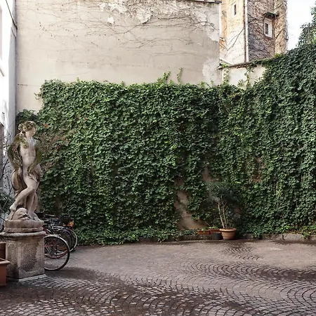Apartment Volta Milan